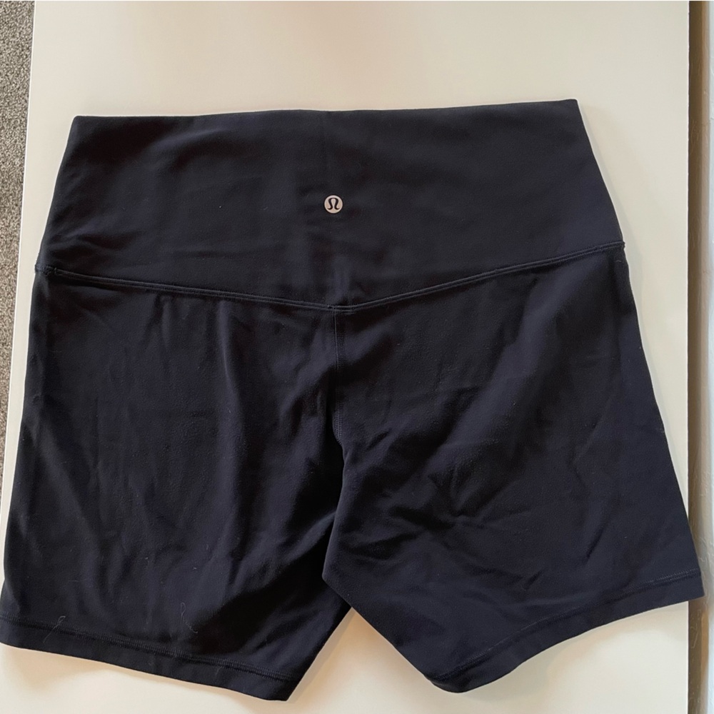 lululemon athletica Black Athletic Shorts - Picture 3 of 8